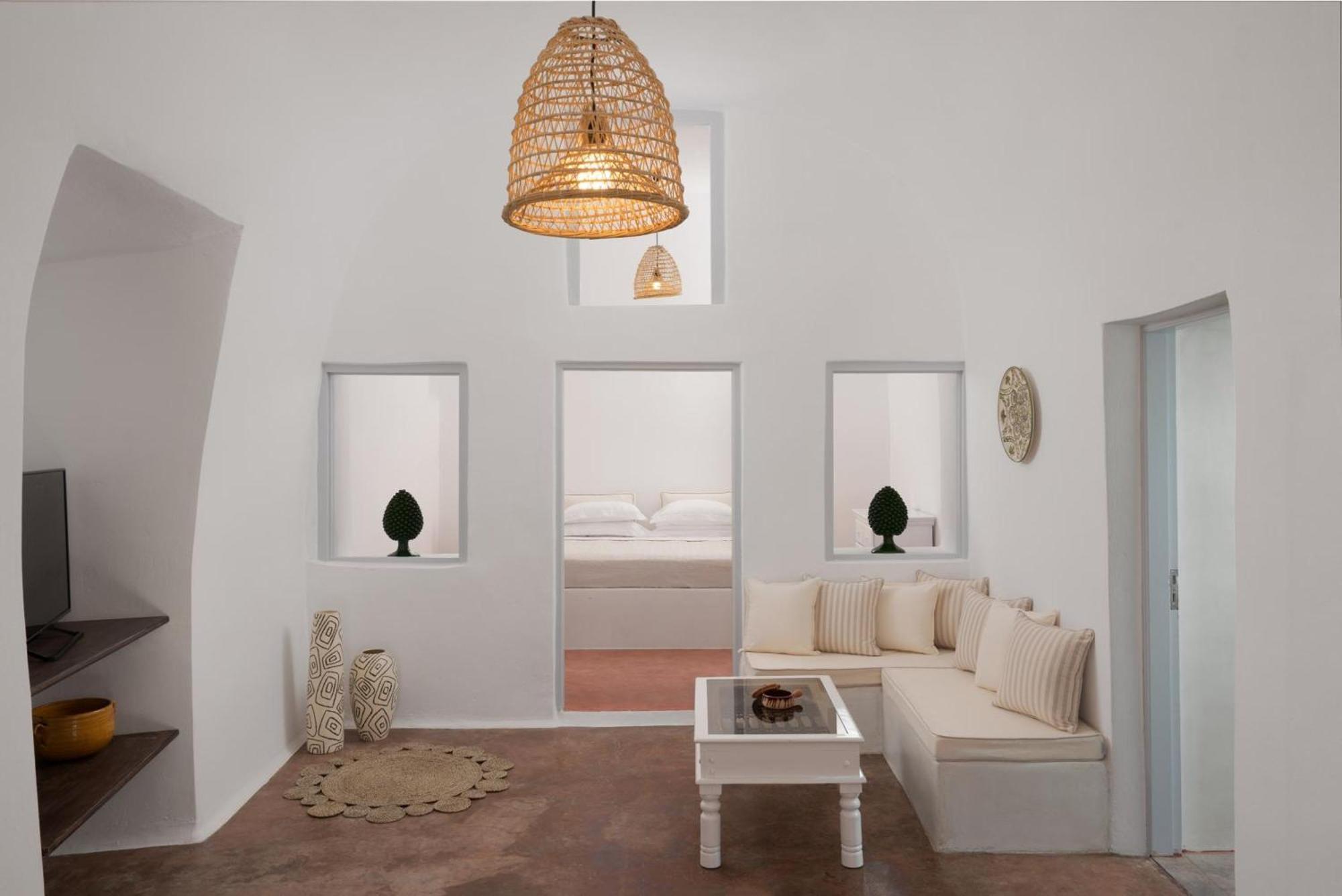 Madame Kalitsi Cozy Suites Firá Buitenkant foto